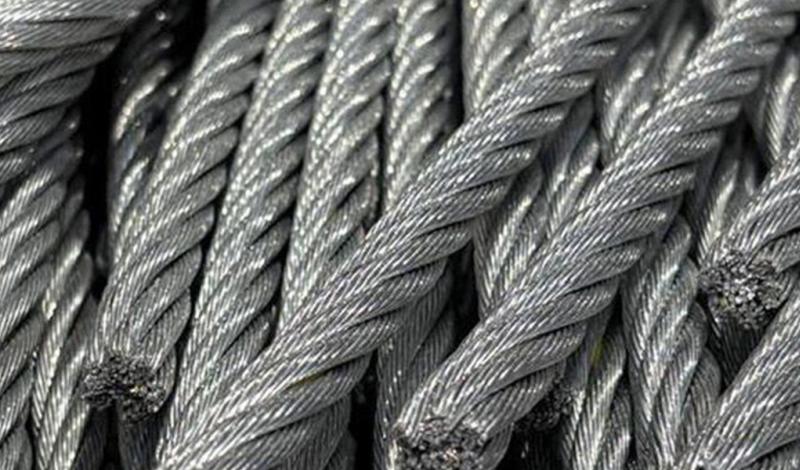 Funi di acciaio con tenditori, grilli e golfari